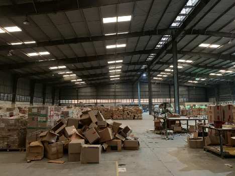 Semi-Furnished Side Height : 26 ft Centre Height : 32 ft  No. of Docks : 6  Type of Floor : Trimix Floor